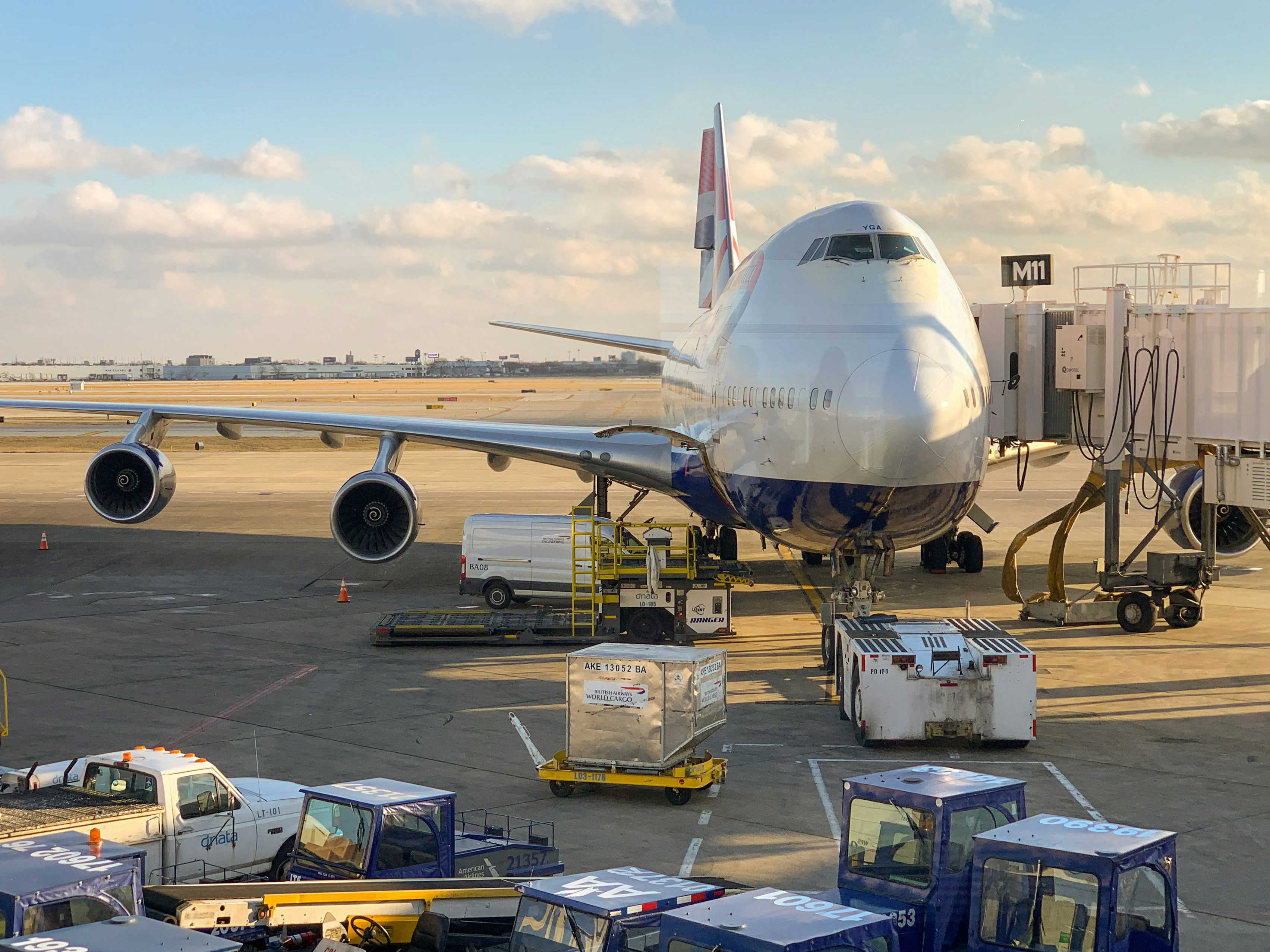Air cargo loading for international logistics
